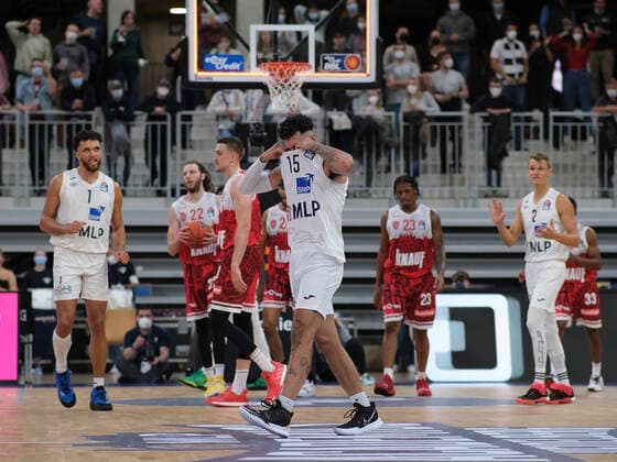 Jordan Geist (MLP Academics Heidelberg, 15) beim BBL Spiel der MLP Academics Heidelberg vs. s.Oliver Wuerzburg in der 1.Basketball Bundesliga am 23.10.2021 MLP Academics Heidelberg vs. s.Oliver Wuerzburg, Basketball, Easycredit BBL, 23.10.2021 Heidelberg Copyright: xEibner-Pressefotox xMichaelxBermelx