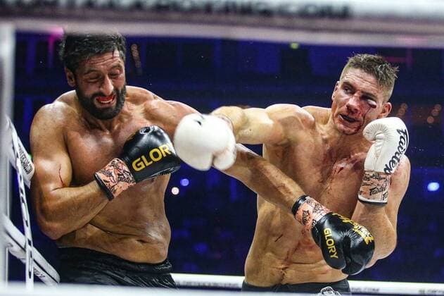 Bilder des Jahres 2021, Sport 10 Oktober Sport Themen der Woche KW42 ARNHEM, 23-10-2021, Gelredome, Glory Collision III, Rico Verhoeven, Ben Sadik Glory Collision III  x14034905x Copyright: