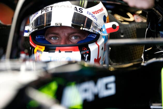 BOTTAS Valtteri (fin), Mercedes AMG F1 GP W12 E Performance, portrait during the Formula 1 Aramco United States Grand Prix 2021, 17th round of the 2021 FIA Formula One World Championship, WM, Weltmeisterschaft from October 21 to 24, 2021 on the Circuit of the Americas, in Austin, Texas, United States of American - F1 - UNITED STATES GRAND PRIX 2021 DPPI Panoramic  00121035_F12021GP17USA_JK198383