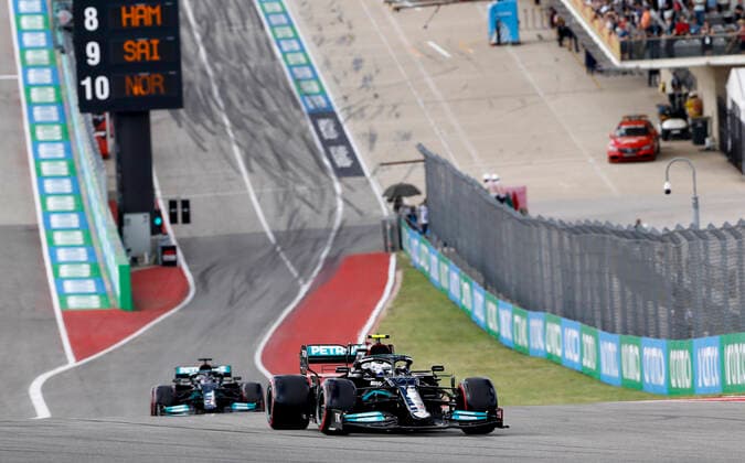 77 Valtteri Bottas (FIN, Mercedes-AMG Petronas F1 Team), F1 Grand Prix of USA at Circuit of The Americas on October 23, 2021 in Austin, United States of America. (Photo by HOCH ZWEI) Austin United States of America