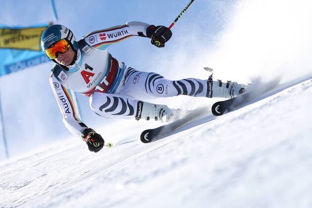 Bilder des Jahres 2021, Sport 10 Oktober Sport Themen der Woche KW42 Sport Bilder des Tages ALPINE SKIING - FIS WC Soelden SOELDEN,AUSTRIA,24.OCT.21 - ALPINE SKIING - FIS World Cup season opening, Rettenbachferner, giant slalom, men. Image shows Alexander Schmid (GER).  GEPAxpictures xMathiasxMandl