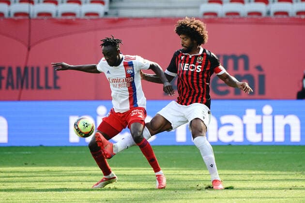 Philana Tinotenda Kadewere (Lyon) - Dante (OGC Nice) FOOTBALL : OGC Nice vs Lyon - Ligue 1 Uber Eats - Nice - 24 10 2021 NorbertScanella Panoramic 