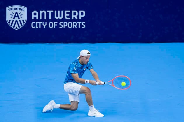 Argentina s Diego Schwartzman pictured in action during a tennis match between Italian Sinner and Argentinian Schwartzman, the finals of the singles at the European Open Tennis ATP, Tennis Herren tournament, in Antwerp, Sunday 24 October 2021. KRISTOFxVANxACCOM  x3123286x