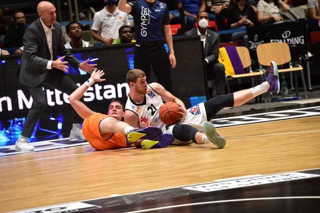 24.10.2021, easyCredit Basketball Bundesliga, BBL, Saison 2021 2022, Herren, Chemnitz Niners - Ratiopharm Ulm, Copyright: Seidel Trienitz Ivan KaraÄiÄ‡, Niners Chemnitz Chemnitz Messe Chemnitz Sachsen Germany