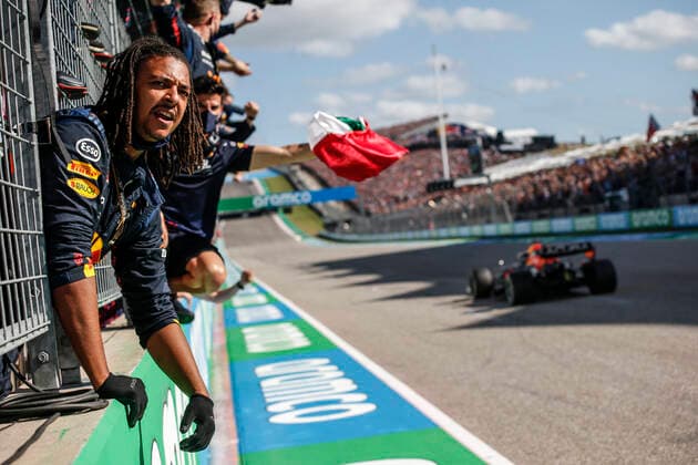 33 Max Verstappen (NED, Red Bull Racing), F1 Grand Prix of USA at Circuit of The Americas on October 24, 2021 in Austin, United States of America. (Photo by HOCH ZWEI) Austin United States of America