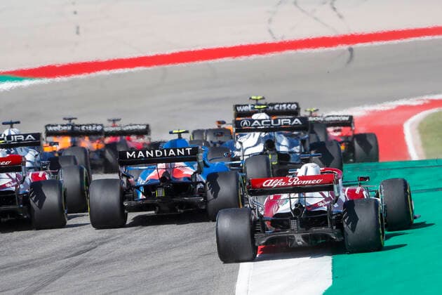 Start, 7 Kimi Raikkonen (FIN, Alfa Romeo Racing ORLEN), 31 Esteban Ocon (FRA, Alpine F1 Team), F1 Grand Prix of USA at Circuit of The Americas on October 24, 2021 in Austin, United States of America. (Photo by HOCH ZWEI) Austin United States of America
