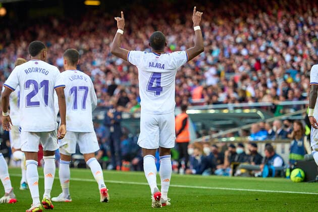 Bilder des Jahres 2021, Sport 10 Oktober Sport Themen der Woche KW42 Sport Bilder des Tages October 24, 2021, Barcelona, Spain: David Alaba of Real Madrid celebrate a goal during the Liga match between FC Barcelona, Barca and Real Madrid at Camp Nou in Barcelona, Spain. Barcelona Spain - ZUMAd159 20211024_zia_d159_229 Copyright: xGerardxFrancox