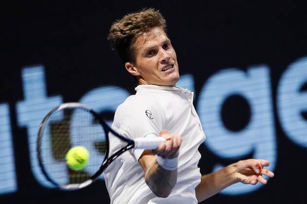 ATP, Tennis Herren St. Petersburg Open 2021 International Tennis Tournament Nino Serdarusic of Croatia returns the ball to Sebastian Korda of United States during the men s singles Round of 32 tennis match of the ATP 250 St. Petersburg Open 2021 International Tennis Tournament at the Sibur Arena on October 25, 2021 in Saint Petersburg, Russia. Saint Petersburg Russia  Copyright: xMikexKireevx kireev-notitle211025_npayT