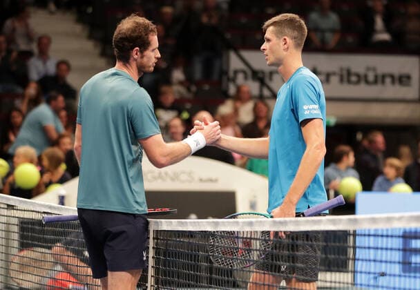 TENNIS - ATP, Tennis Herren Erste Bank Open VIENNA,AUSTRIA,25.OCT.21 - TENNIS - ATP World Tour, Erste Bank Open. Image shows Andy Murray (GBR) and Hubert Hurkacz (POL).  GEPAxpictures xWalterxLuger