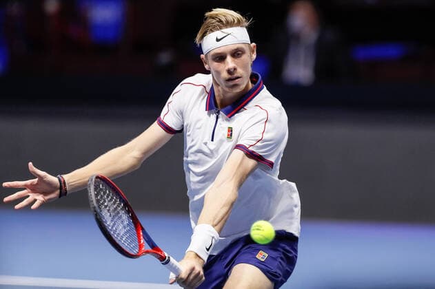 ATP, Tennis Herren St. Petersburg Open 2021 International Tennis Tournament Denis Shapovalov of Canada returns the ball to Pablo Andujar of Spain during the men s singles Round of 16 tennis match of the ATP 250 St. Petersburg Open 2021 International Tennis Tournament at the Sibur Arena on October 26, 2021 in Saint Petersburg, Russia. Saint Petersburg Russia  Copyright: xMikexKireevx kireev-notitle211027_npu3E