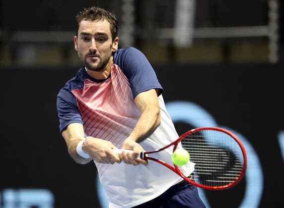 ST PETERSBURG, RUSSIA - OCTOBER 27, 2021: Croatia s Marin Cilic returns the ball in his singles Round of 32 tennis match against Spain s Albert Ramos-Vinolas at the St Petersburg Open 2021 international tournament held at Sibur Arena as part of the ATP, Tennis Herren World Tour 250 series. Peter Kovalev TASS  TS115E6F