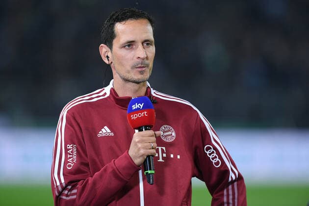Sport Bilder des Tages Fußball DFB-Pokal 2. Runde Borussia Mönchengladbach - FC Bayern München am 27.10.2021 im Borussia-Park in Mönchengladbach Dino Toppmoeller ( Co-Trainer München ) DFB regulations prohibit any use of photographs as image sequences and or quasi-video. *** Football DFB Pokal 2 Runde Borussia Mönchengladbach FC Bayern München am 27 10 2021 im Borussia Park in Mönchengladbach Dino Toppmoeller Co Trainer München DFB regulations prohibit any use of photographs as image sequences and or quasi video xRx