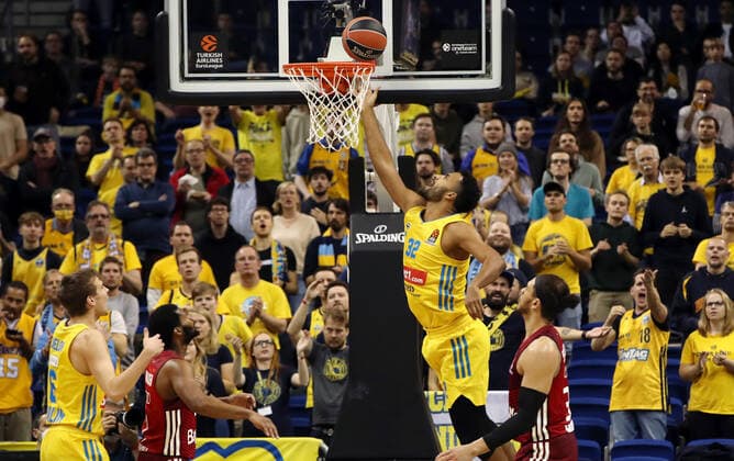 Johannes Thiemann Einzelbild Freisteller Aktion Basketball EuroLeague Herren Saison 2021 2022 28.10.2021 ALBA Berlin vs. FC Bayern München