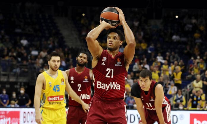 Augustine Rubit Aktion Oberkoerper Oberkörper Basketball EuroLeague Herren Saison 2021 2022 28.10.2021 ALBA Berlin vs. FC Bayern München