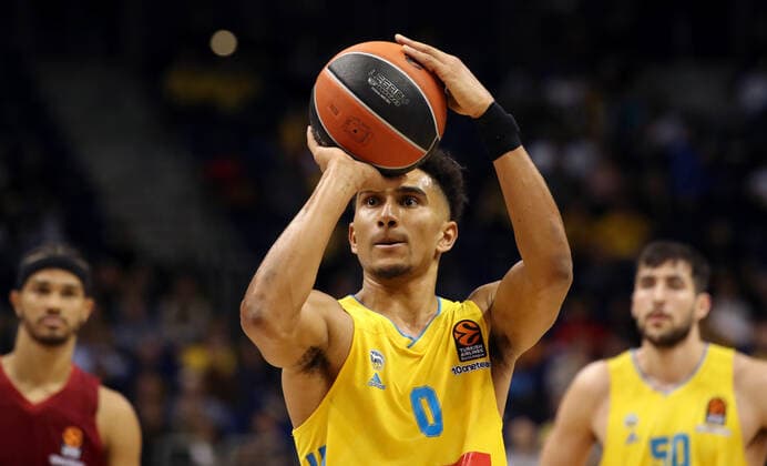 Maodo Lo Aktion Oberkoerper Oberkörper Basketball EuroLeague Herren Saison 2021 2022 28.10.2021 ALBA Berlin vs. FC Bayern München
