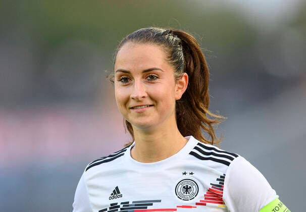 Sara DAEBRITZ (Däbritz, GER) Fussball Laenderspiel Frauen, WM-Qualifikation, Deutschland (GER) - Israel (ISR) 7:0, am 26.10.2021 in Essen Deutschland. Â