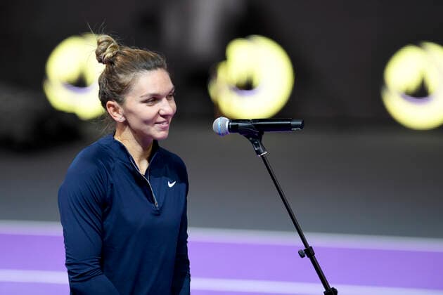 WTA, Tennis Damen 250 Tennis: Transylvania Open Simona Halep giving a speech after her victory against Romanian Jaqueline Cristian on day 7 of Transylvania Open 2021 - WTA 250 held in Cluj-Napoca, Romania: 29 October 2021 Cluj-Napoca Romania  Copyright: xFlaviuxBuboix buboi-notitle211029_npHRf