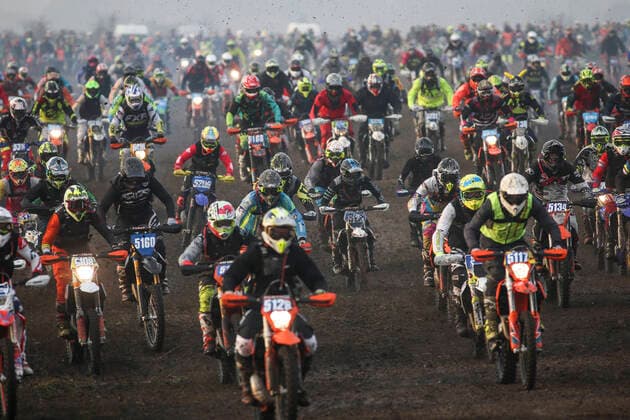 Bilder des Jahres 2021, Sport 10 Oktober Sport Themen der Woche KW43 Sport Bilder des Tages TOFTA 20211030 Drivers in action during the Gotland Grand National enduro race, that takes place for the 38th year in row, at Tofta shooting range on the island of Gotland, Sweden, on Oct. 30, 2021. GGN is one of the world s largest enduro races. TOFTA SWEDEN x1037x *** TOFTA 20211030 Drivers in action during the Gotland Grand National enduro race, that takes place for the 38th year in row, at Tofta shooting range on the island of Gotland, Sweden, on Oct 30, 2021 GGN is one of the world s largest enduro races TOFTA SWEDEN x1037x,  Copyright: xSorenxAndersson TTx SWEDEN ENDURO GOTLAND GRAND NATIONAL
