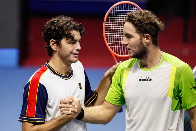 ATP, Tennis Herren St. Petersburg Open 2021 International Tennis Tournament Taylor Fritz (L) of United States and Jan-Lennard Struff of Germany following the men s singles semifinal tennis match of the ATP 250 St. Petersburg Open 2021 International Tennis Tournament at the Sibur Arena on October 30, 2021 in Saint Petersburg, Russia. Saint Petersburg Russia  Copyright: xMikexKireevx kireev-notitle211030_npbts