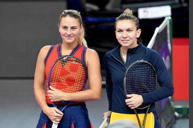 Semifinals day at WTA, Tennis Damen 250 Transylvania Open Tour with restrictions due to Covid 19. WTA competition taking place in BT Arena, Cluj-Napoca, Romania 30 October 2021 Portraits of Simona Halep and Marta Kostyuk before their match at Transylvania Open Semifinals in BT Arena Cluj-Napoca 30 October 2021 Cluj-Napoca Cluj Romania Copyright: xAncaxTepeix