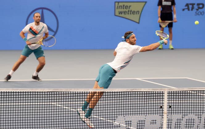 TENNIS - ATP, Tennis Herren Erste Bank Open VIENNA,AUSTRIA,31.OCT.21 - TENNIS - ATP World Tour, Erste Bank Open, final. Image shows Juan Sebastian Cabal and Robert Farah (COL).  GEPAxpictures xWalterxLuger