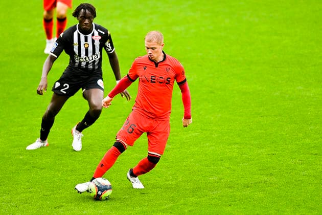 Melvin Bard (Nice) FOOTBALL : SCO Angers vs OGC Nice - Ligue1 uber eats J12 - 31 10 2021 JBAutissier Panoramic 