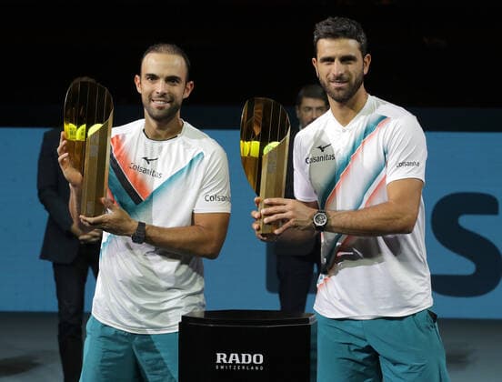 TENNIS - ATP, Tennis Herren Erste Bank Open VIENNA,AUSTRIA,31.OCT.21 - TENNIS - ATP World Tour, Erste Bank Open, final. Image shows Juan Sebastian Cabal and Robert Farah (COL). Keywords: trophy.  GEPAxpictures xWalterxLuger