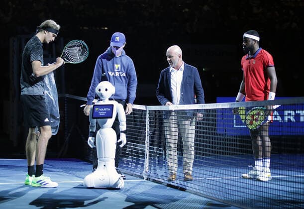 TENNIS - ATP, Tennis Herren Erste Bank Open VIENNA,AUSTRIA,31.OCT.21 - TENNIS - ATP World Tour, Erste Bank Open, final. Image shows Alexander Zverev (GER) and Frances Tiafoe (USA).  GEPAxpictures xWalterxLuger