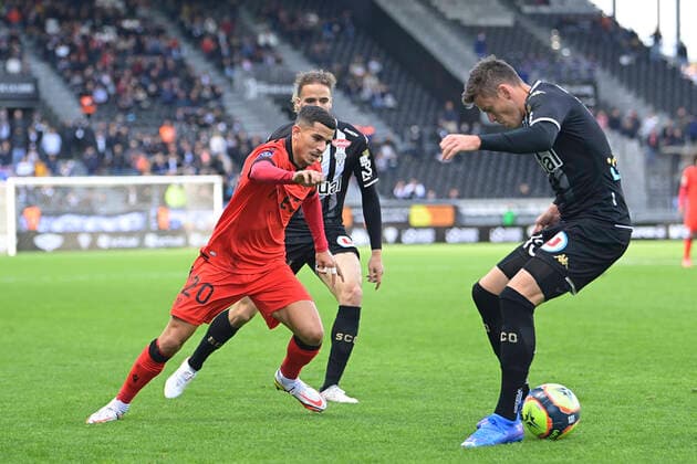 Youcef Atal (Nice) FOOTBALL : SCO Angers vs OGC Nice - Ligue1 uber eats J12 - 31 10 2021 JBAutissier Panoramic 