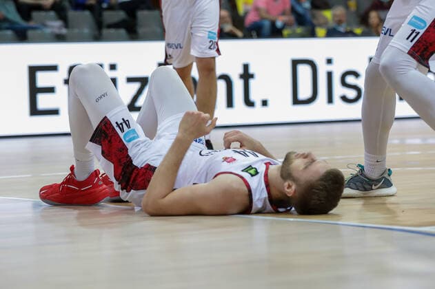 Marko Bacak (Giants TSV Bayer 04 Leverkusen, 44) Giants TSV Bayer 04 Leverkusen vs.Itzehoe Eagles, Basketball,2. Liga,7.Spieltag, Spielzeit 2021 2022, 31.10.2021, Giants TSV Bayer 04 Leverkusen vs.Itzehoe Eagles, Basketball,2. Liga, 7.Spieltag, Spielzeit 2021 2022, 31.10.2021 Leverkusen Copyright: xEibner-Pressefoto SaraxRoustax EP_SRA