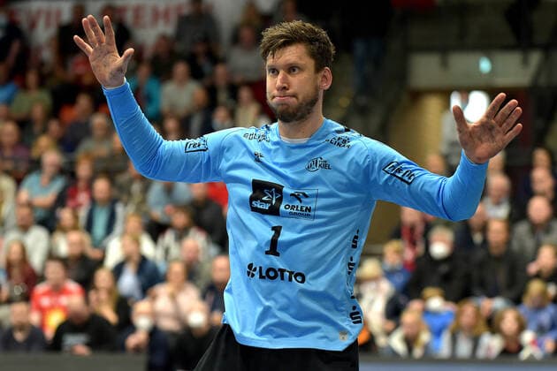 30-10-2021 pmk NE162373 Handball Herren Bundesliga Saison 2021 2022 Merkur-Arena Luebbecke Corona-Spieltag TuS-N-Luebbecke - THW Kiel Niklas LANDIN JACOBSEN (01) -Torwart- Kiel