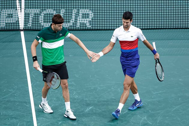 Sport Bilder des Tages Novak DJOKOVIC (SRB) Filip KRAJINOVIC (SRB) TENNIS : Rolex Paris Masters - Jour 1 - 01 11 2021 AurelienMorissard Panoramic 