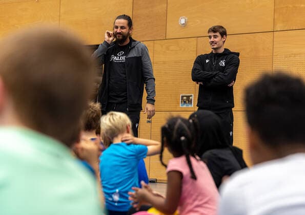 Gianni Otto (Tigers Tuebingen, 10) besucht das Herbstcamp der Tigers Tuebingen in der Uhlandhalle. Tuebingen, Herbstcamp der Tigers Tuebingen, 02.11.2021 Tuebingen Copyright: xDennisxDuddek xEibnerxPressefotox EP_DDK
