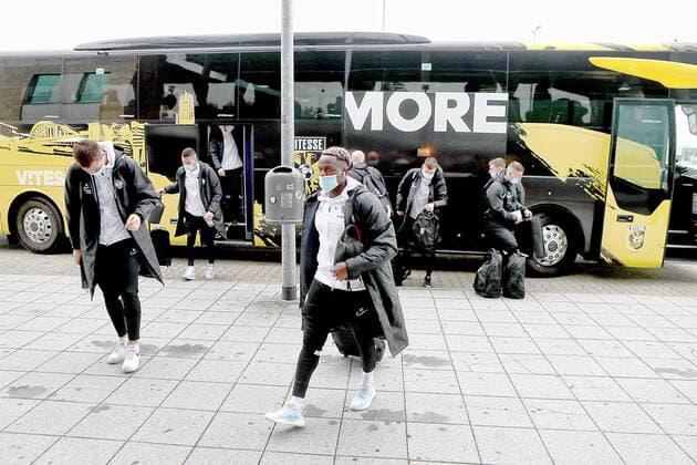 ARNHEM-LONDON - 03-11-2021, Vittese during their trip to England Vitesse Player Hilary Gong Vittese journey to England  x14181251x Copyright: