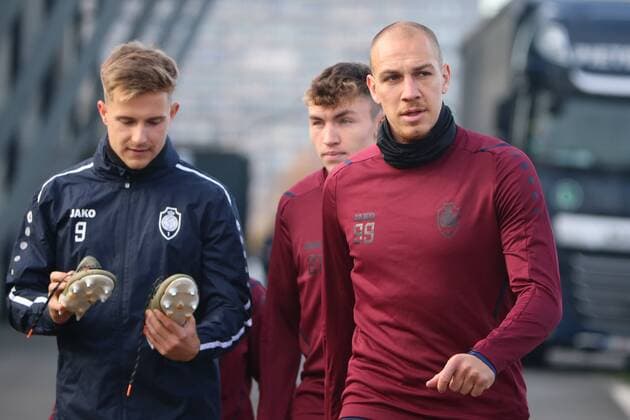 ANTWERPEN, BELGIUM - NOVEMBER 03 : Michael Frey forward of Antwerp FC pictured during a training session of Antwerp ahead of the UEFA Europa League Group stage - Group D match against Fenerbahce on November 3, 2021 in Antwerpen, Belgium, 3 11 2021 ( Antwerp v Fenerbahce - Media activities 3 11 2021 - UEFA Europa League PhotoNews Panoramic 