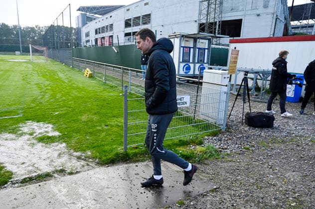 Antwerp s head coach Brian Priske pictured during a training session of Belgian soccer team Royal Antwerp FC, Wednesday 03 November 2021 in Antwerp. The team is preparing for tomorrow s match against Turkish club Fenerbahce S.K. on the fourth day of the UEFA Europa League group stage, in group D. TOMxGOYVAERTS  x3130290x