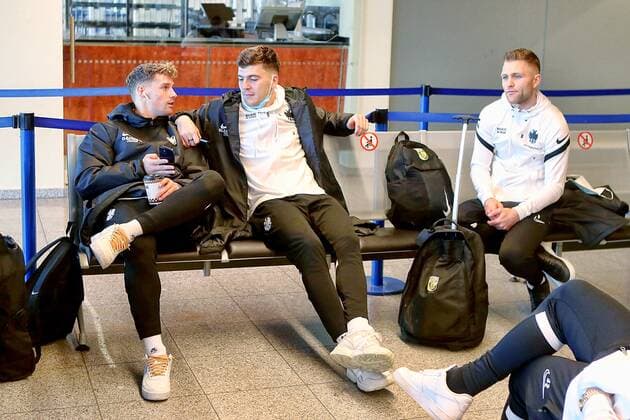 ARNHEM-LONDON - 03-11-2021, Vittese during their trip to England Vitesse Player Nikolai Baden Frederiksen,Vitesse Player Jacob Rasmussen, Vitesse Player Sondre Tronstad at Weeze Airport Vittese journey to England  x14183158x Copyright: