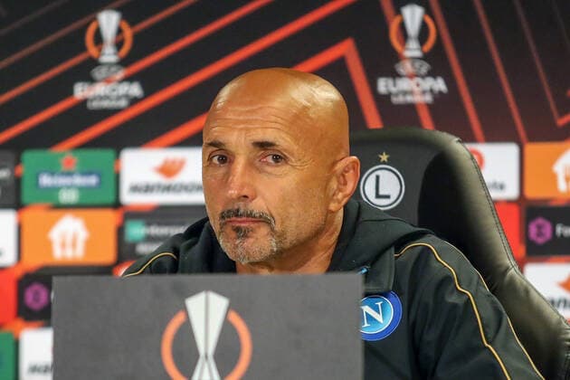 WARSZAWA 03.11.2021 LIGA EUROPA KONFERENCJA PRASOWA SSC NAPOLI PRZED MECZEM Z LEGIA LUCIANO SPALETTI FOT. MARCIN SZYMCZYK FOTOPYK NEWSPIX.PL --- Newspix.pl press conference, PK, Pressekonferenz of SSC Napoli  211103MSZ909