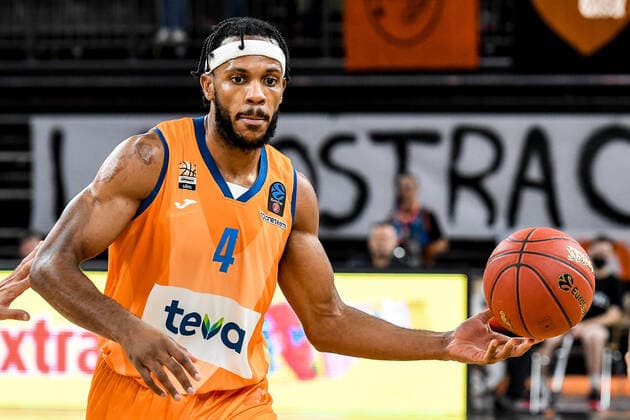 GER, EuroCup, ratiopharm ulm vs Umana Reyer Venedig 03.11.2021, ratiopharm arena, Neu-Ulm, GER, EuroCup, ratiopharm ulm vs Umana Reyer Venedig, im Bild Jaron Blossomgame (Ulm, 4)