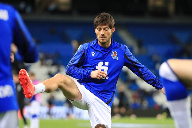 SOCCER - UEFA EL, Sociedad vs Sturm SAN SEBASTIAN,SPAIN,04.NOV.21 - SOCCER - UEFA Europa League, group stage, Real Sociedad vs SK Sturm Graz. Image shows David Silva (Real Sociedad) during warm up.  GEPAxpictures xMarioxBuehner