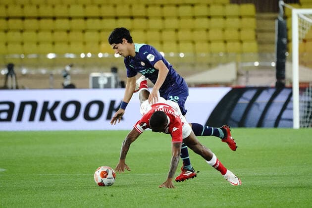 Jean Lucas (AS Monaco) - Erick Gutierrez (PSV Eindhoven) FOOTBALL : AS Monaco vs PSV Eindhoven - League Europa - Monaco - 04 11 2021 NorbertScanella Panoramic 