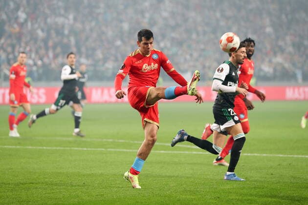 WARSZAWA 04.11.2021 MECZ 4. KOLEJKA GRUPA C LIGA EUROPY SEZON 2021 22 --- UEFA EUROPA LEAGUE GROUP C MATCH IN WARSAW: LEGIA WARSZAWA - SSC NAPOLI HIRVING LOZANO FOT. PIOTR KUCZA FOTOPYK NEWSPIX.PL --- Newspix.pl  211104PYK0013