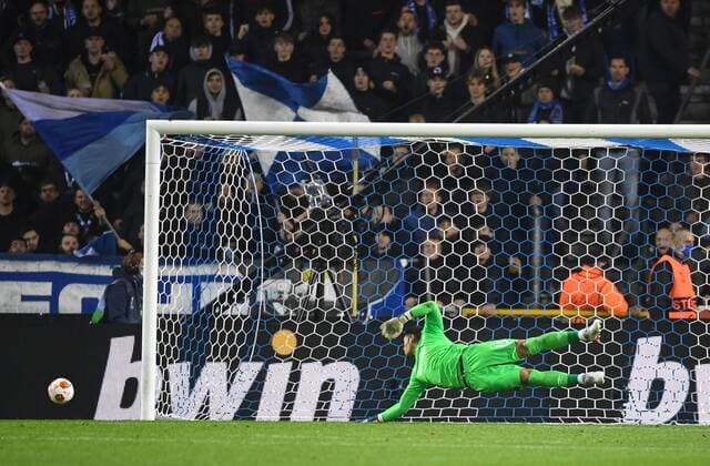 Mandatory Credit: Photo by Simon Dael Shutterstock (12587229du) Alphonse Areola of West Ham United Genk v West Ham United, UEFA Europa League Group H, Football Cegeka Arena, Genk, Belgium - 04 Nov 2021 Genk v West Ham United, UEFA Europa League Group H, Football Cegeka Arena, Genk, Belgium - 04 Nov 2021  Copyright: xSimonxDael Shutterstockx 12587229du