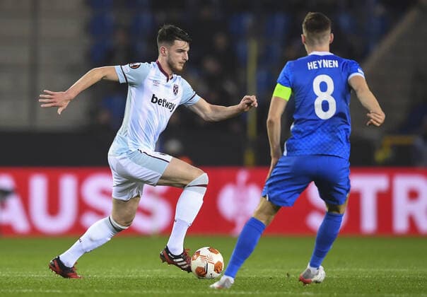 Mandatory Credit: Photo by Simon Dael Shutterstock (12587229em) Declan Rice of West Ham United takes on Bryan Heynen of KRC Genk Genk v West Ham United, UEFA Europa League Group H, Football Cegeka Arena, Genk, Belgium - 04 Nov 2021 Genk v West Ham United, UEFA Europa League Group H, Football Cegeka Arena, Genk, Belgium - 04 Nov 2021  Copyright: xSimonxDael Shutterstockx 12587229em
