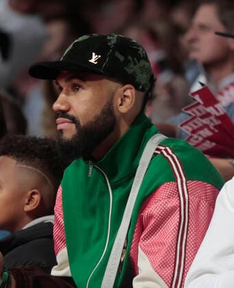 05.11.2021, FC Bayern Basketball vs Real Madrid Basket, Audi Dome Muenchen, Basketball, im Bild: Eric Maxim Choupo-Moting (FCB)