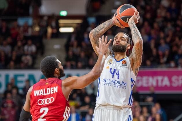 Corey Walden 2 (FC Bayern), Jeffery Taylor 44 (Real Madrid), FC Bayern Basketball vs. Real Madrid, Euroleague, 05.11.2021 Muenchen Bayern Deutschland