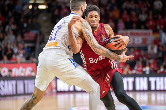 Vincent Poirier 17 (Real Madrid), Augustine Rubit 21 (FC Bayern), FC Bayern Basketball vs. Real Madrid, Euroleague, 05.11.2021 Muenchen Bayern Deutschland