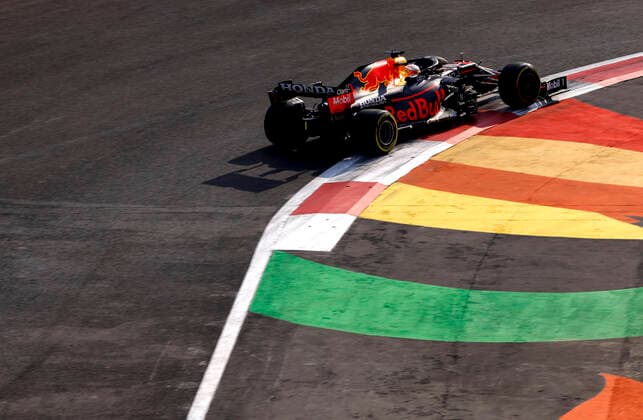 33 Max Verstappen (NED, Red Bull Racing), F1 Grand Prix of Mexico at Autodromo Hermanos Rodriguez on November 6, 2021 in Mexico City, Mexico. (Photo by HOCH ZWEI) Mexico City Mexico