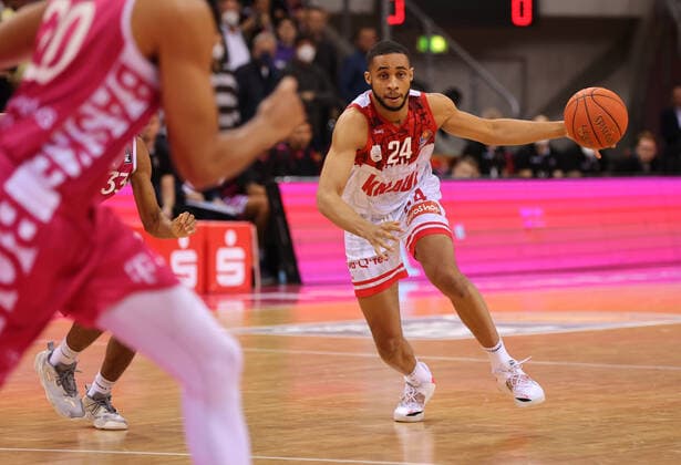 Bonn, Deutschland, 06.11.2021, Telekom Dome, Basketball, BBL, Telekom Baskets Bonn vs S.Oliver Wuerzburg: Cameron Hunt (Wuerzburg)