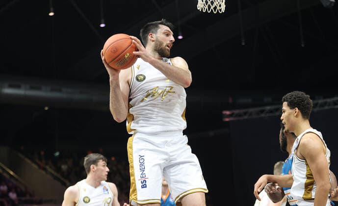 Owen Klassen (Basketball Loewen Braunschweig)